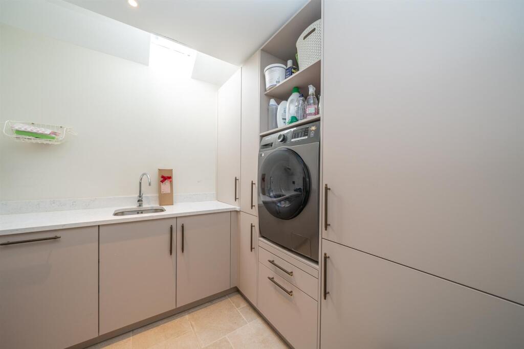 Additional image 20 of Ragged Hall Lane, St. Albans