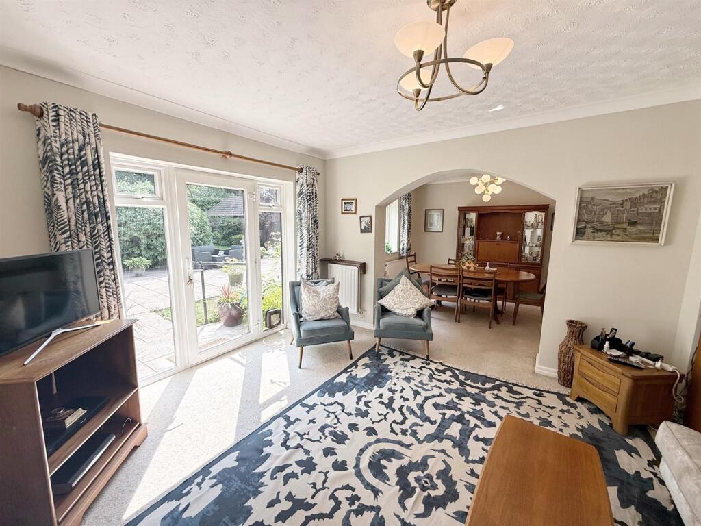 Apartment in Lichfield, Shenstone - View 3
