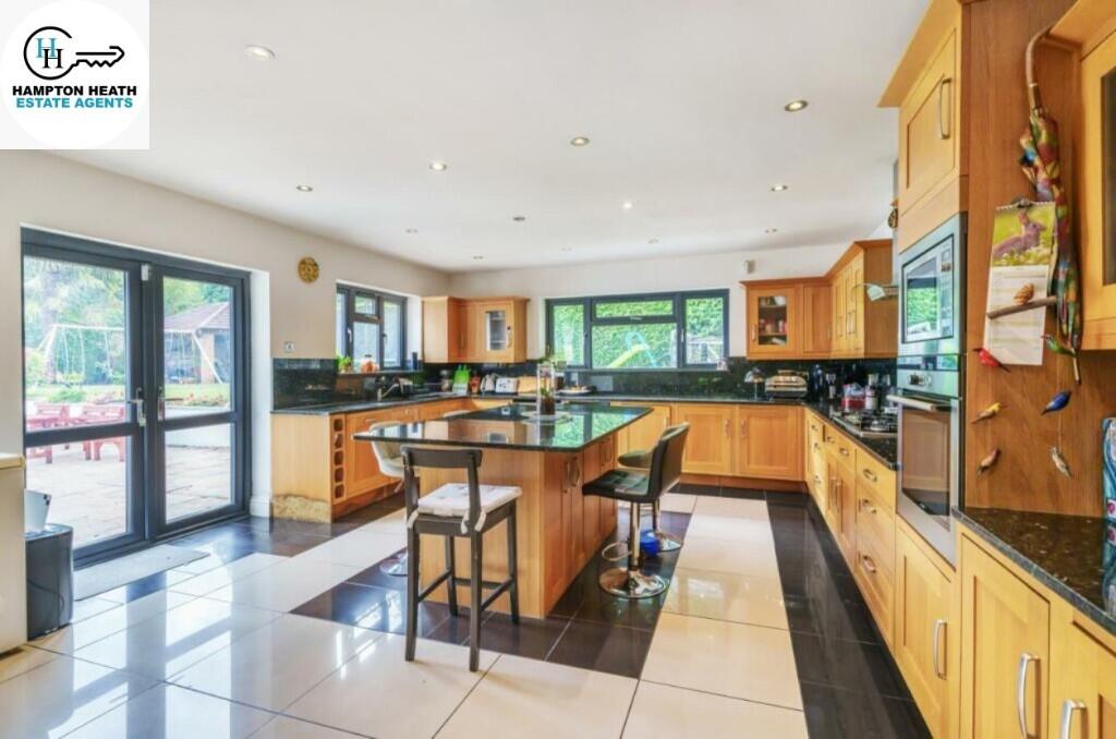 Main image of property: London Road, Bagshot, Surrey, GU19