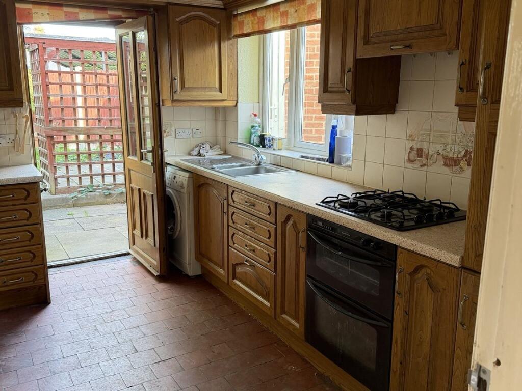 House in Sandwell, West Midlands - View 4