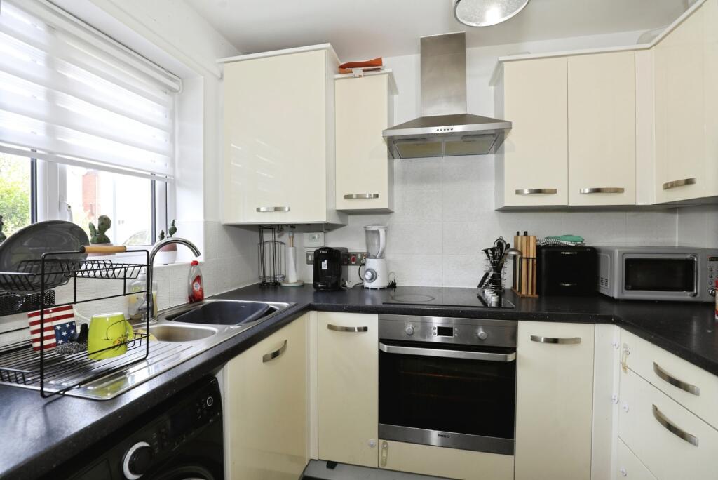 Bessemer Way, CREWE, Cheshire, CW1 photo 4