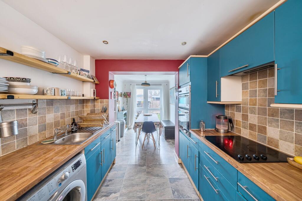 Additional image 12 of Chestnut Close, Frome, BA11