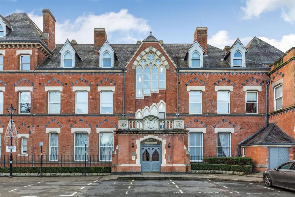 Main image of property: Royal Sutton Place, King Edwards Square, Sutton Coldfield