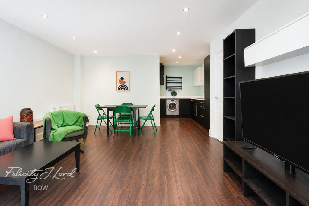 Apartment in London, Parkside, Poplar - View 5