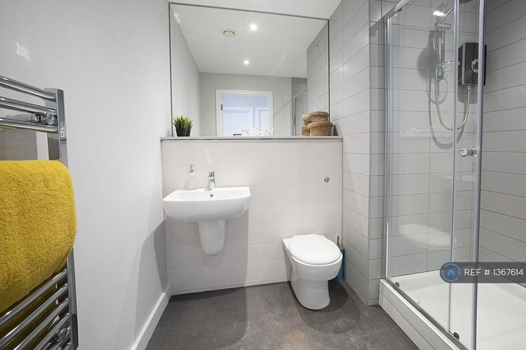 Apartment in Liverpool - View 2