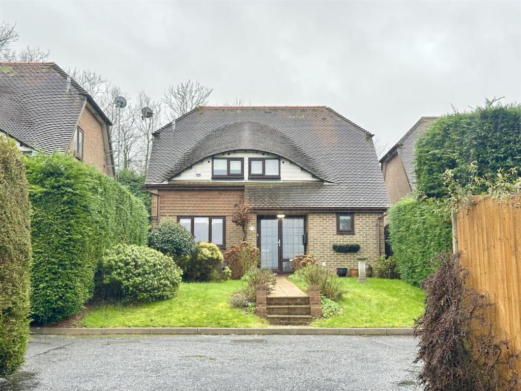 Main image of property: Pipers Close, Bexhill-On-Sea