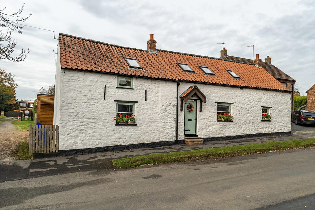 Main image of property: Goodmanham Road, Goodmanham