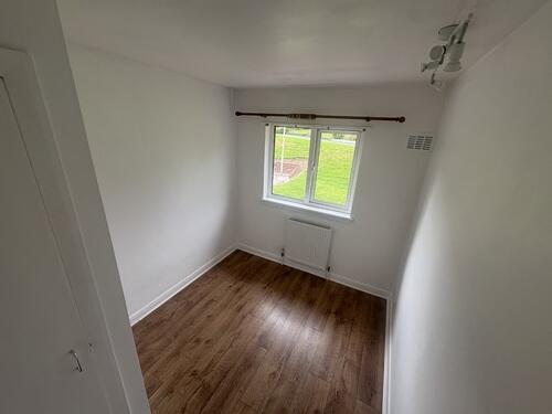 House in Edinburgh, Midlothian - More