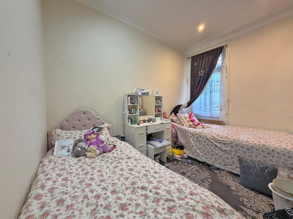 Church Road, London, London, E12 photo 5