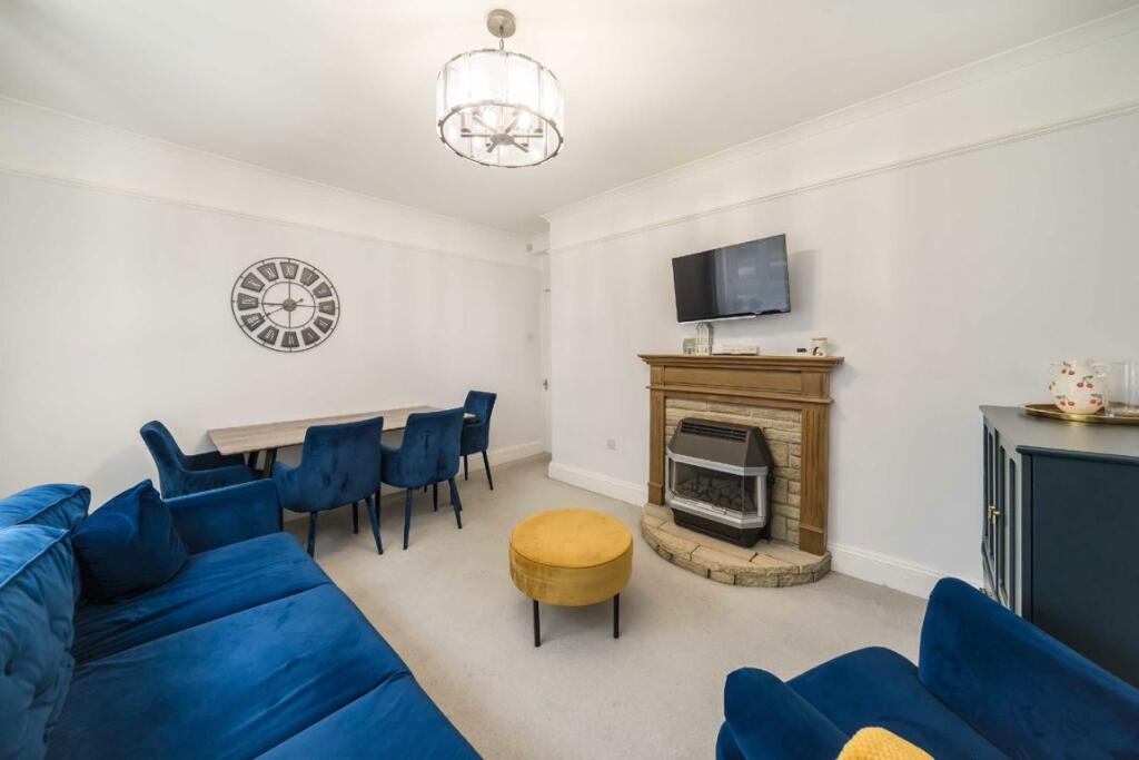 Main image of property: Dounesforth Gardens, Earlsfield