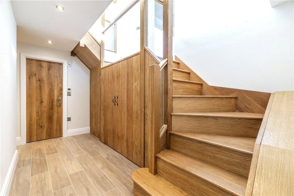 House in Bradford, Stocks Hill Estate, Menston - View 4
