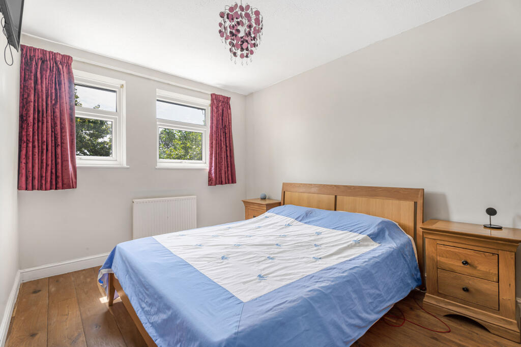 House in Twickenham - View 4