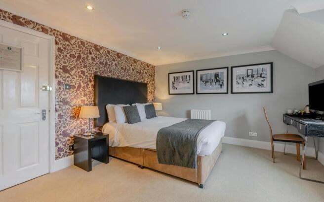 8685241-interior20.jpg