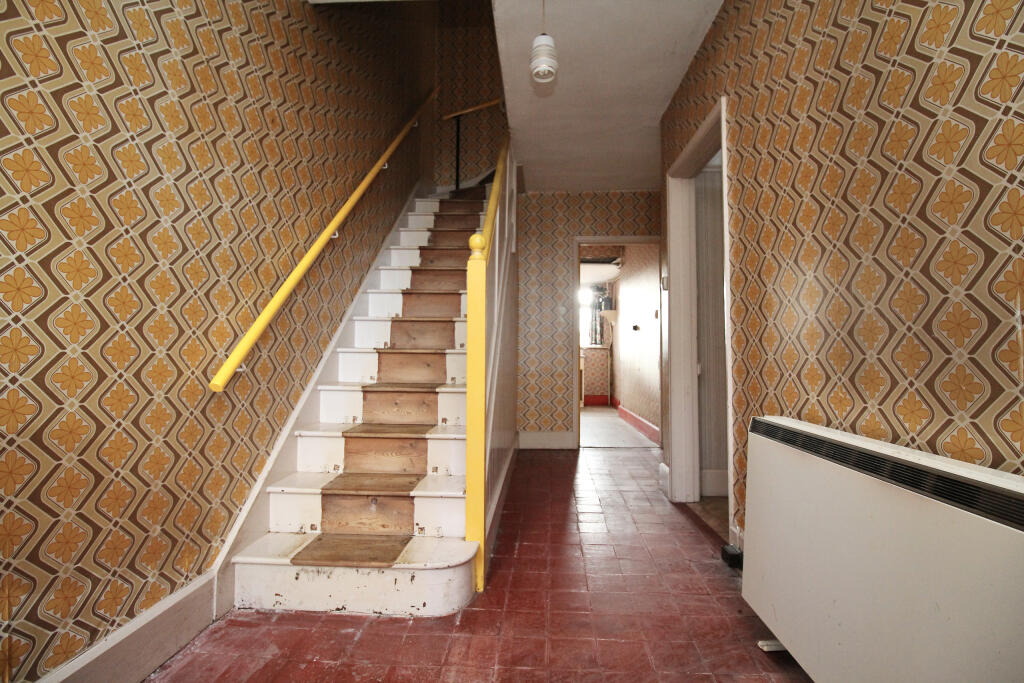 House in Bath - View 3