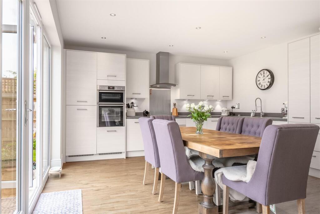 House in Maidstone, Staplehurst - View 5