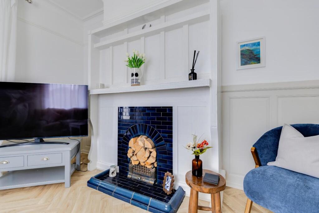 House in Cardiff - View 4
