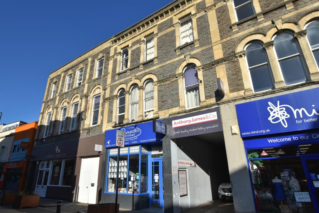 Main image of property: Rooms, Cotham Hill, Bristol, BS6 6LA