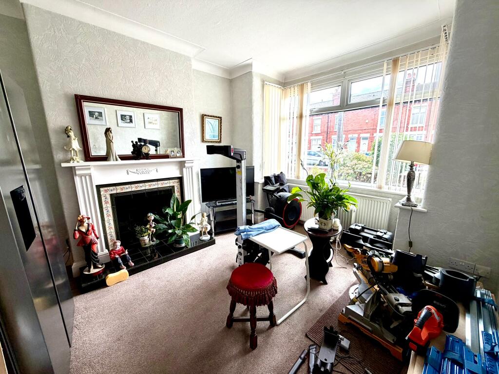House in Stockport, Woodbank Estate, Portwood - View 4
