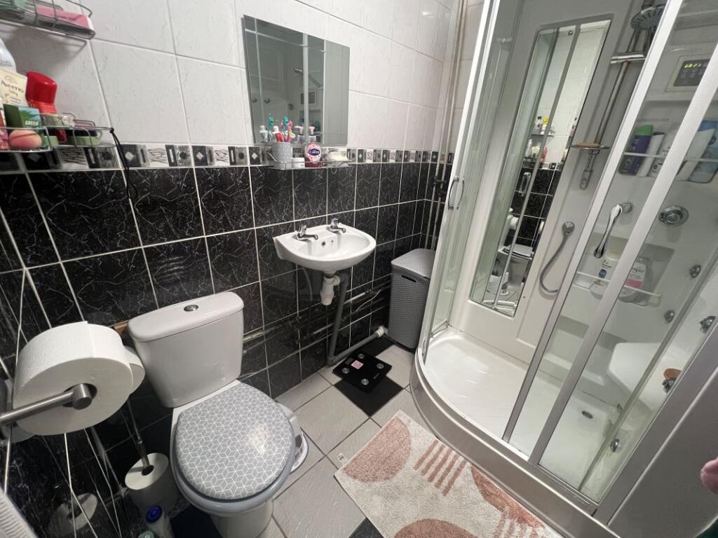 Additional image 9 of 86 Oldbury Road, West Bromwich, B70 9DZ