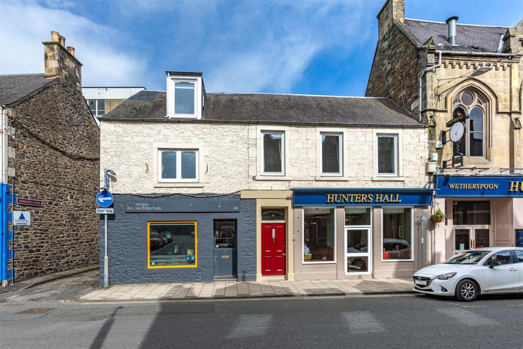 Main image of property: 62 High Street, Galashiels