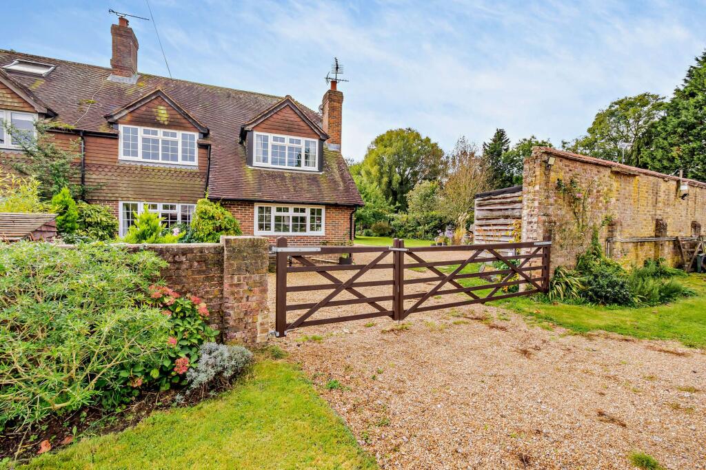 Brighton Road, Shermanbury, RH13 - More