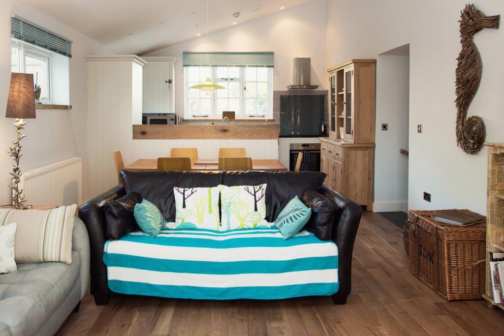 House in Exeter - View 2