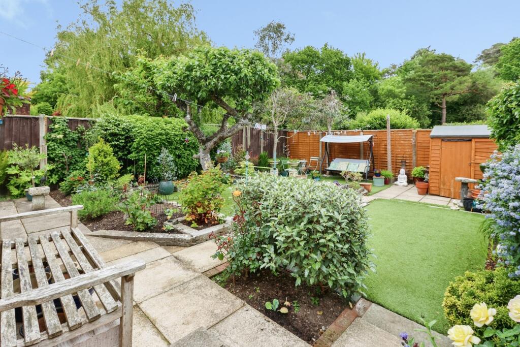 House in Bear Cross, Alderney, Poole - View 2