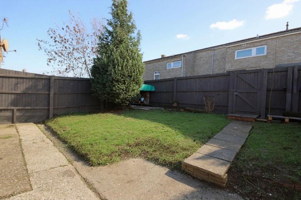 Bath Court, Haverhill, Suffolk, CB9 photo 3