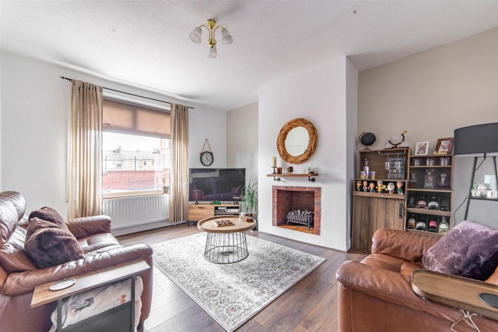 House in Newcastle upon Tyne - View 4