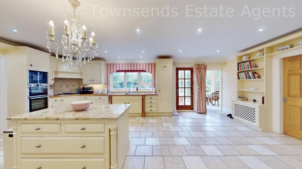House in London - View 3