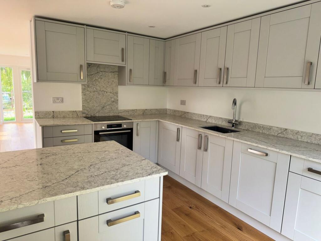 House in Redhill - View 5