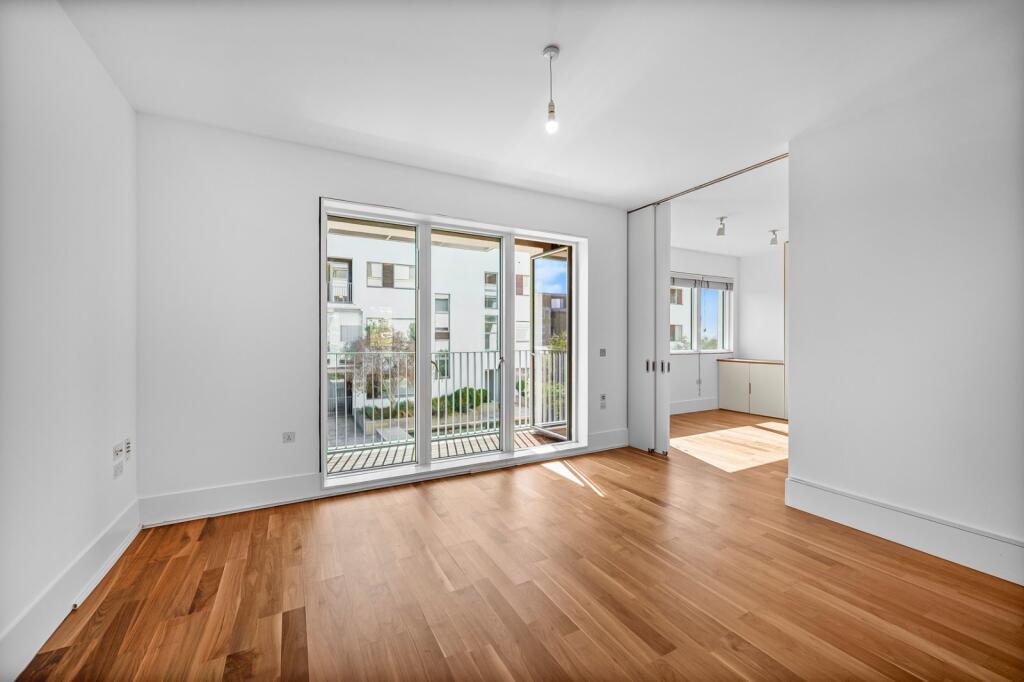 Apartment in London - View 3