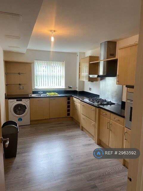 Apartment in Leeds - More