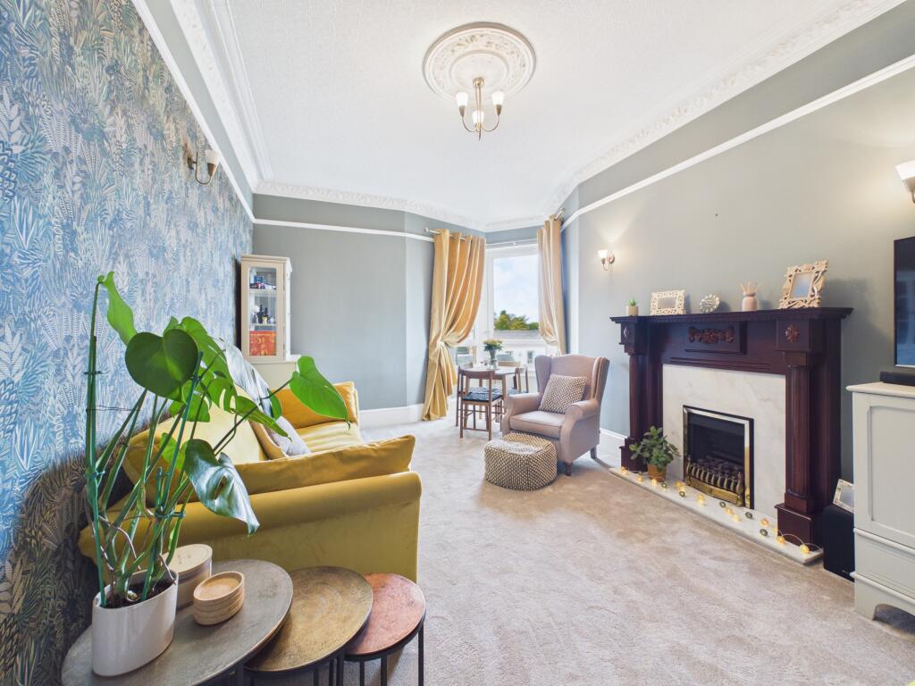 Apartment in Bothwell, Kirkfield - View 2