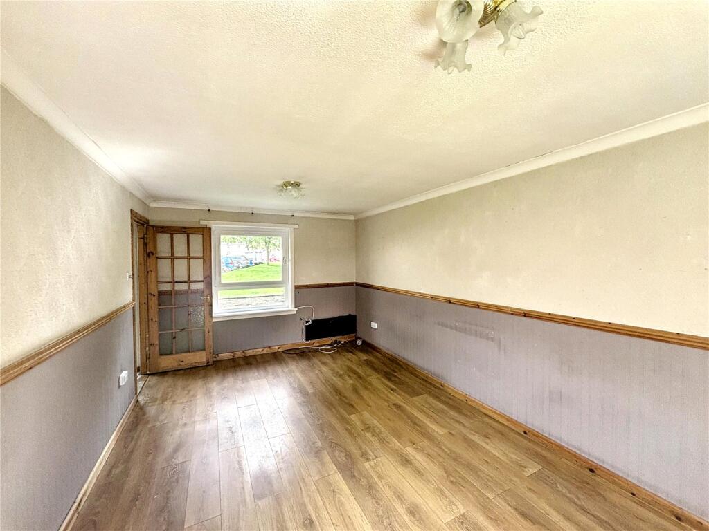 House in Dunfermline, Fife - More