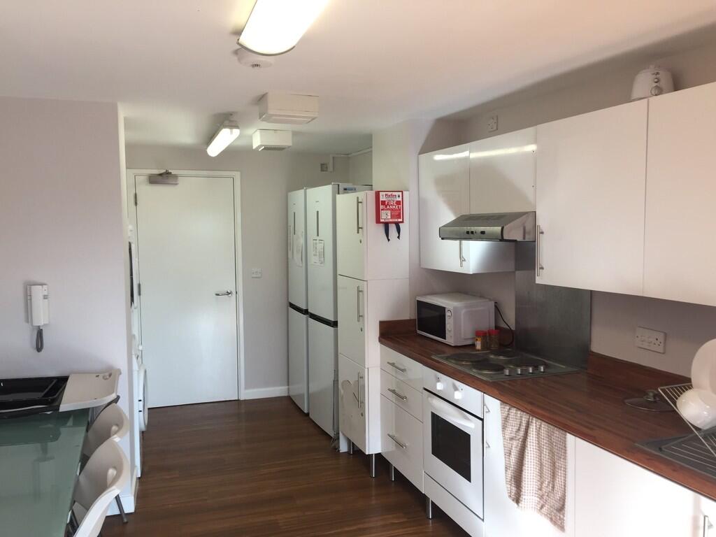 3 bedroom apartment for rent