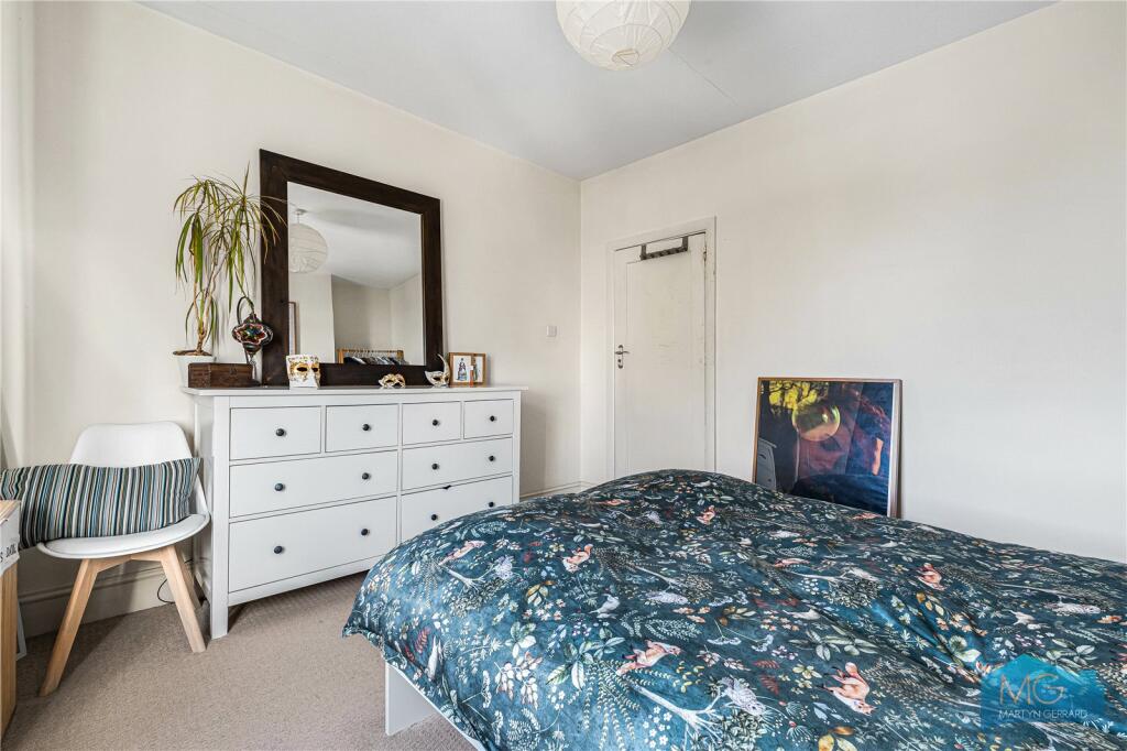 Apartment in London - More