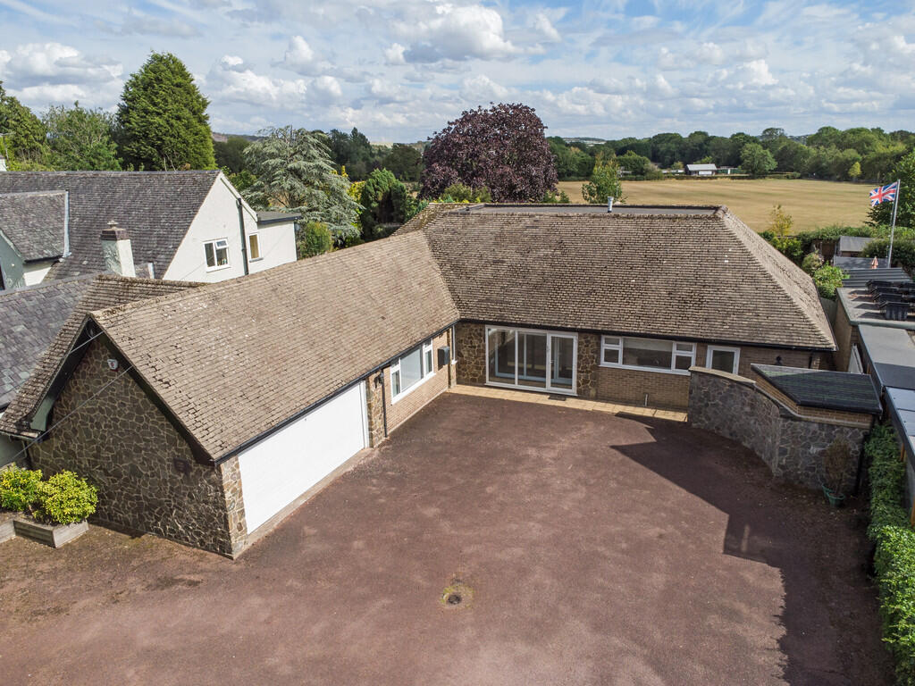 Main image of property: Forest Road, Coalville