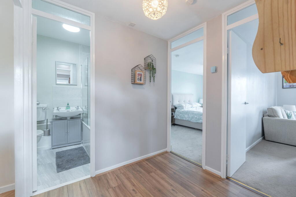 Additional image 4 of 105 High Trees Close, Redditch, B98 7XL