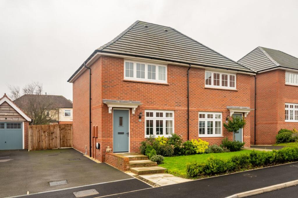 Main image of property: Edward Way, New Farnley, Leeds