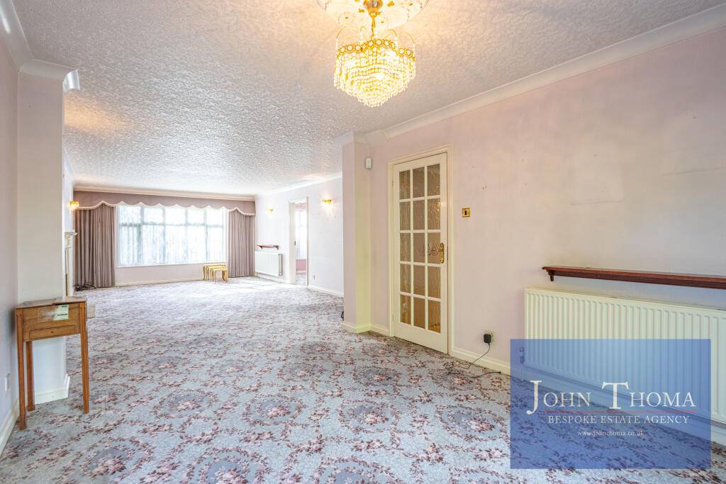 House in Ilford - More