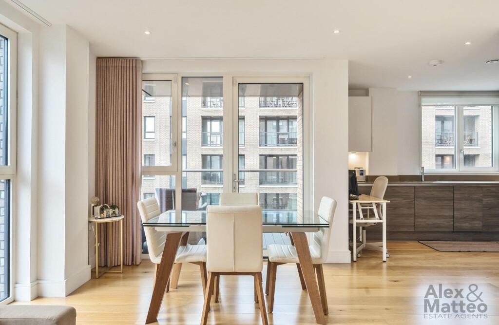 Apartment in London - View 5