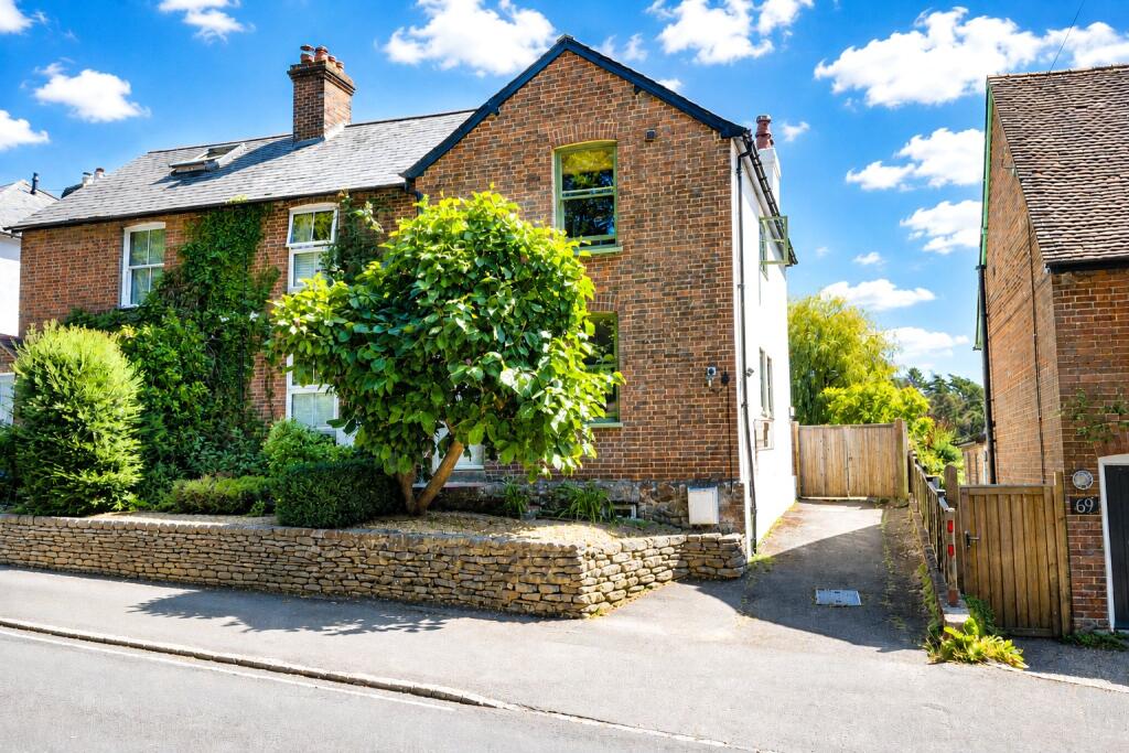 Main image of property: Midhurst Road, Fernhurst, Haslemere, West Sussex, GU27