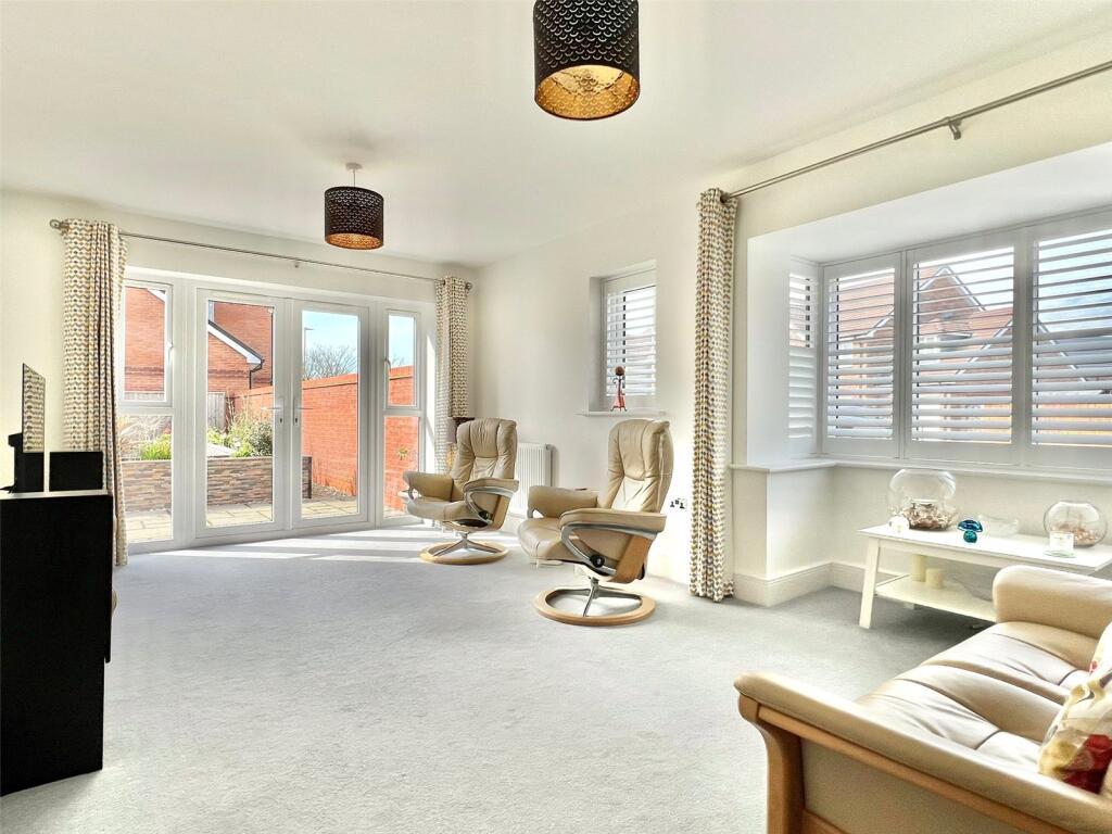 House in New Forest, Lymore, Milford-on-Sea - View 3