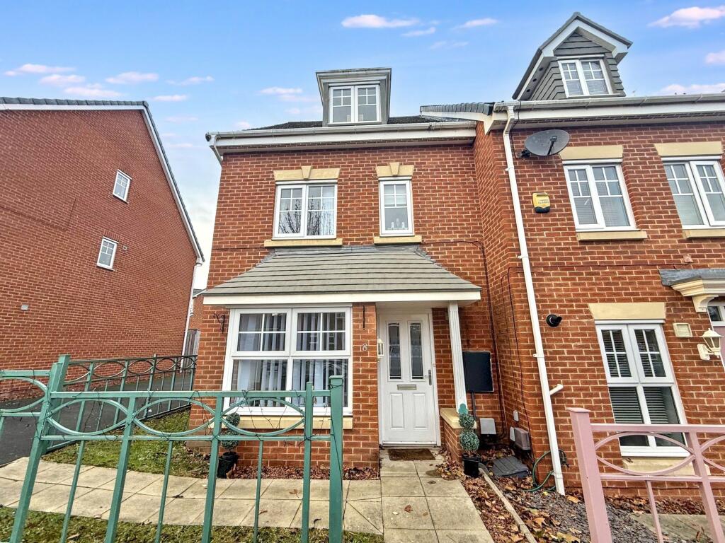 4-bed semi-detached on Orkney Way, Thornaby, Stockton, Stockton-on-Tees, TS17 8GE, £160,000
