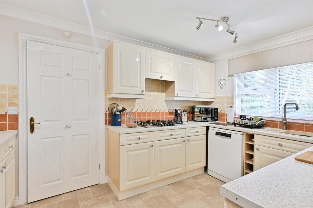 House in Peterborough - View 4