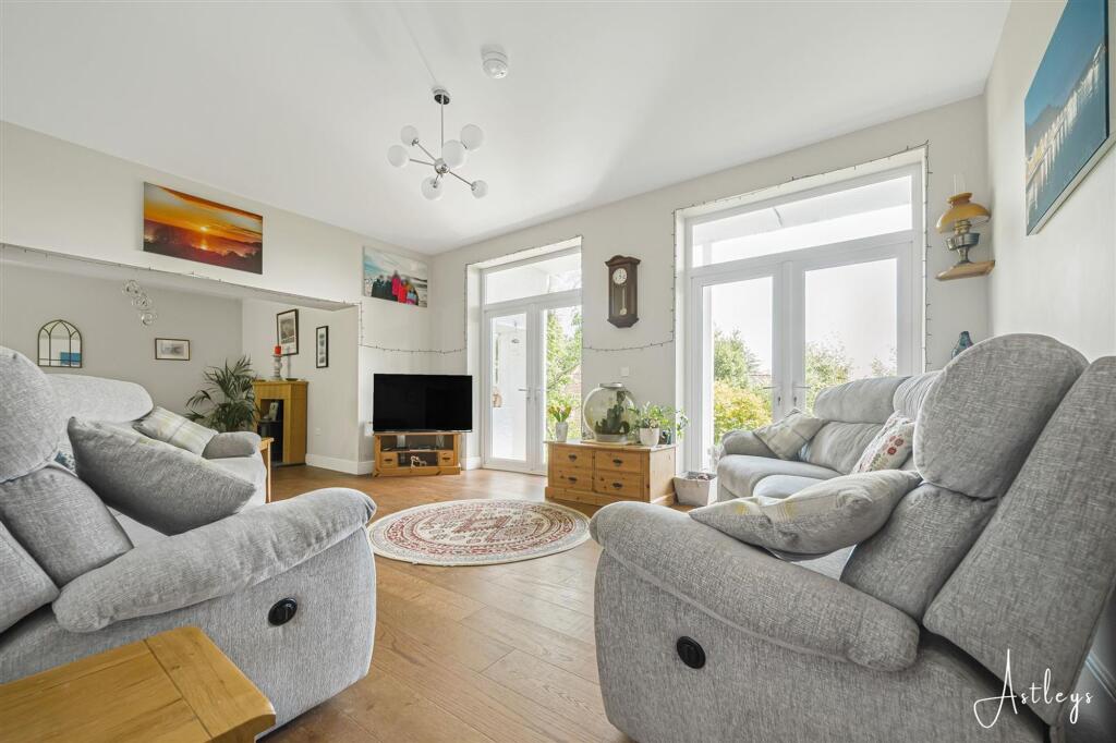 House in Swansea - View 2