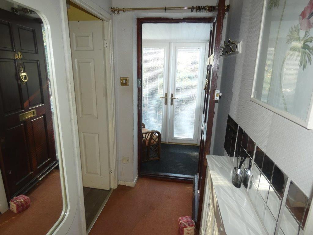 Mount Close, Killingworth, Newcastle Upon Tyne photo 5