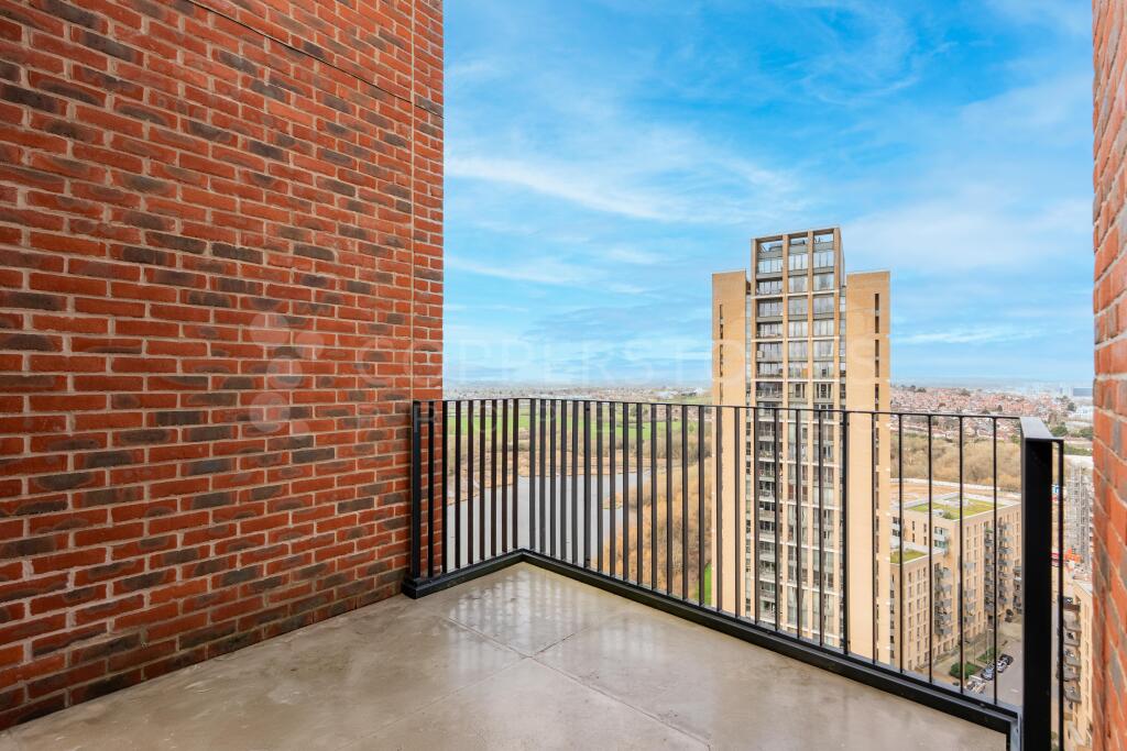 Apartment in London - View 5