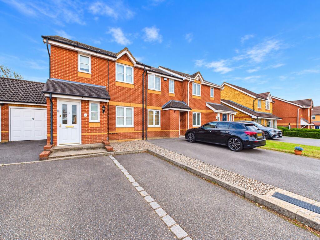 3-bed terraced on Corner Meadow, Harlow, Essex, CM18 7JN, £430,000